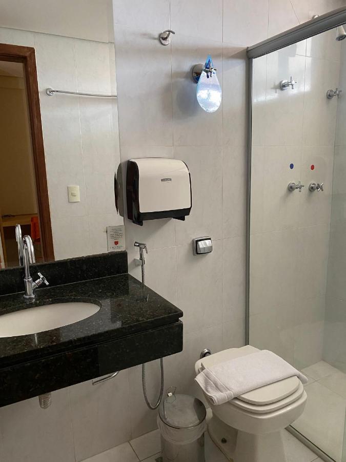 Liber Hotel Nova Serrana - Conforto Na Rota Da Br-262 Екстер'єр фото